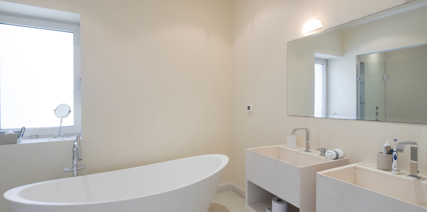 Cool bathroom, property for sale in Corfu, Greece