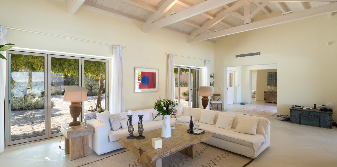 Calming interiors, property for sale in Corfu, Greece