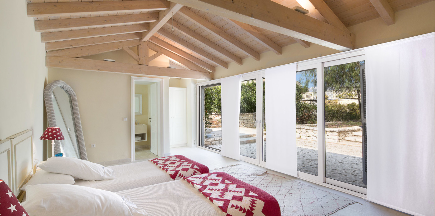 Great architectural detail, property for sale in Corfu, Greece