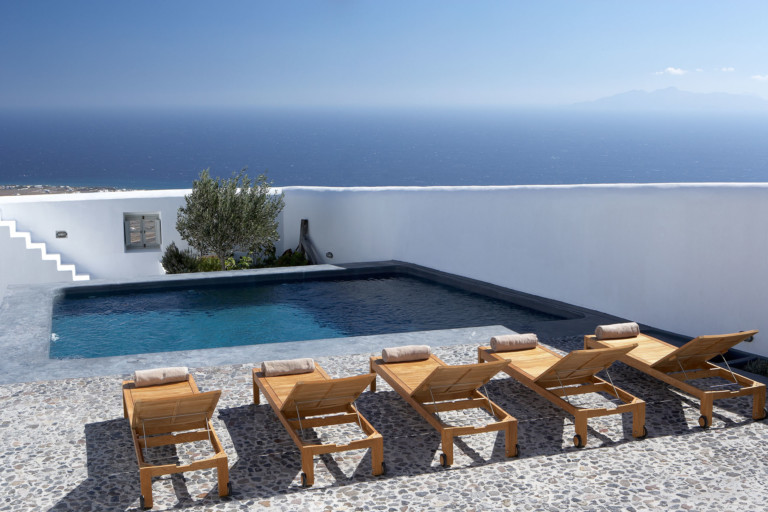 authentic villa : Anais Santorini, Cyclades, Southern Aegean