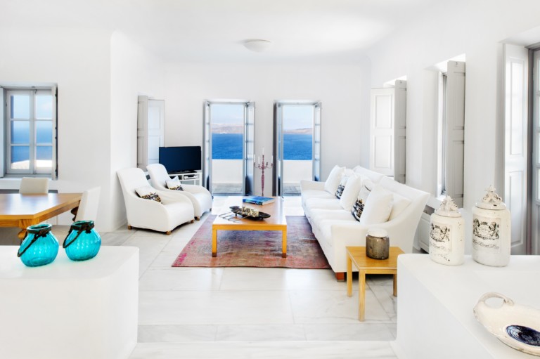 authentic modern / mediterranean romantic villa : Splendor Santorini, Cyclades, Southern Aegean