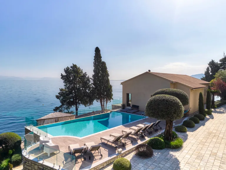 authentic estate modern / mediterranean villa : Iconic Shore Corfu, Ionian islands