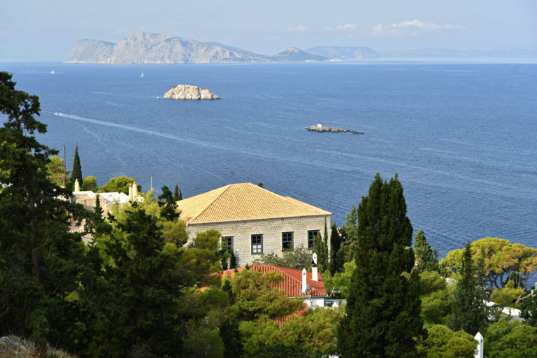 Historic Mansion in Ydrafor exclusively by Greece Sotheby's International realty