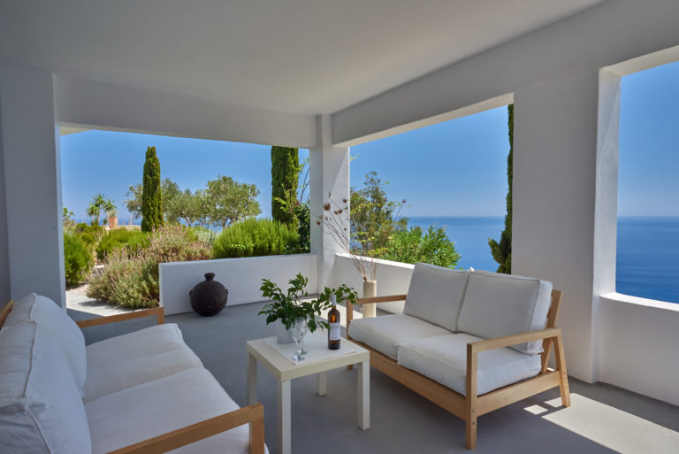 Beautiful exterior, villa for sale in Crete Greece