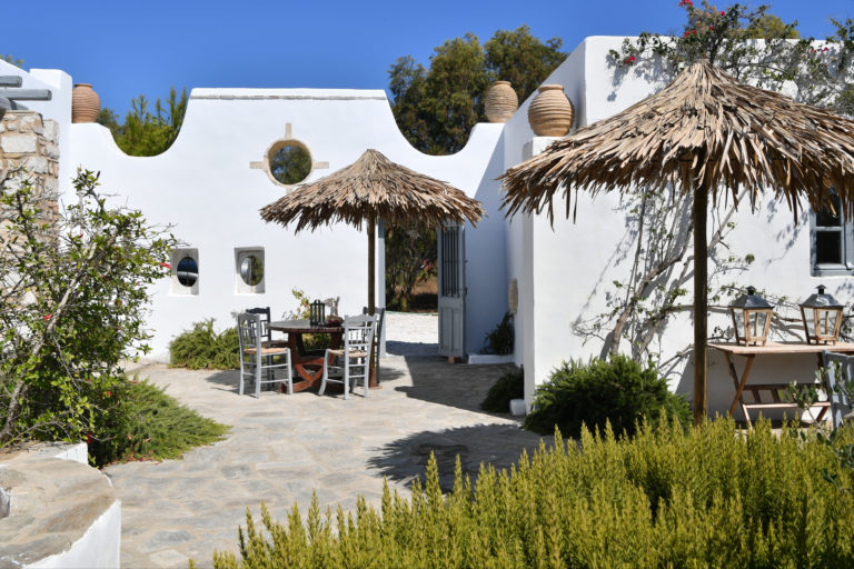 Guest house area property for sale in Paros Greec