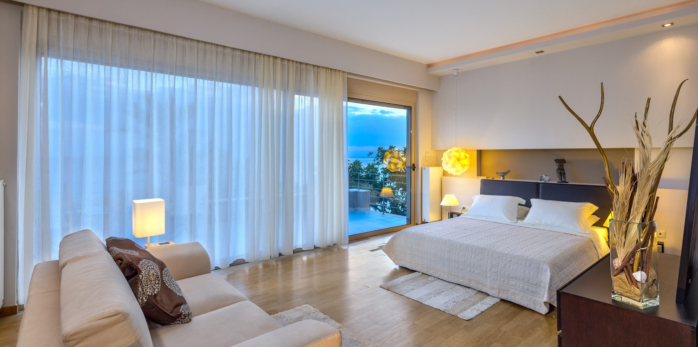 Large double bedroom villa for sale in Crete Greece