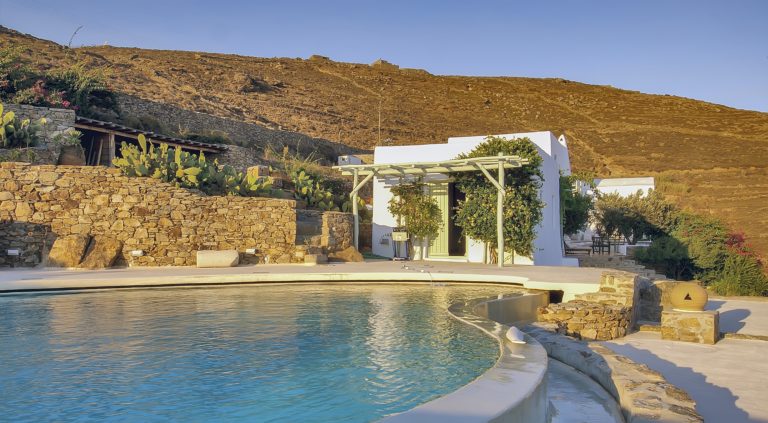Beautifully shaped pool, property for sale in Mykonos, Greece