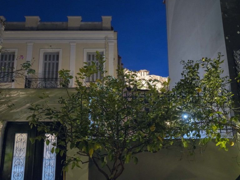 Στην καρδιά της Αθήνας ακίνητο προς πώληση στην Αθήνα