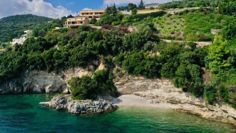 authentic modern / mediterranean villa : Iris Corfu, Ionian islands