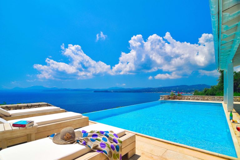 Private pool, Villa for sale in Corfu Greece