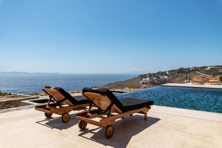 authentic modern / mediterranean villa : Aegea Mykonos, Cyclades, Southern Aegean