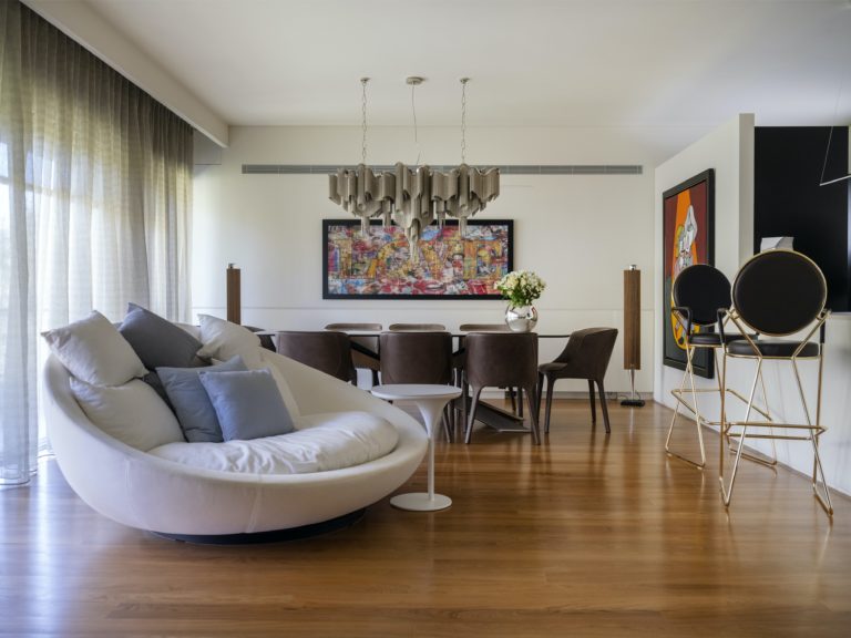 Comfortable, circular sofa property for sale in Athens Greece