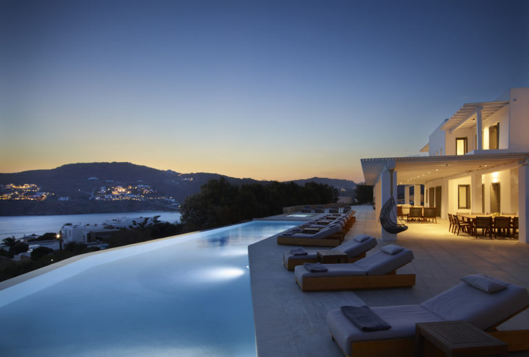 estate modern / mediterranean villa : Nereus Mykonos, Cyclades, Southern Aegean