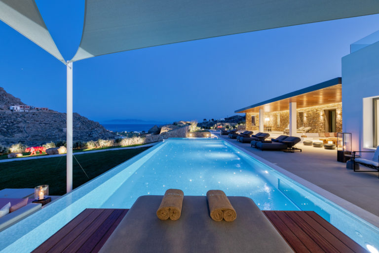 estate modern / mediterranean villa : Sybelia Mykonos, Cyclades, Southern Aegean