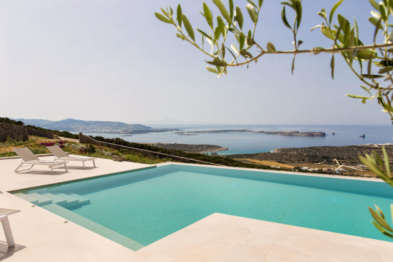 authentic modern / mediterranean villa : Mira Paros, Cyclades, Southern Aegean