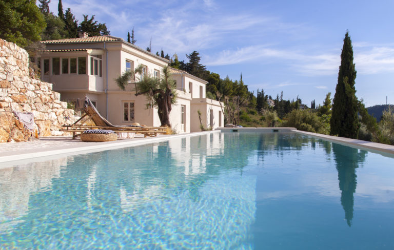 authentic modern / mediterranean romantic villa : Lilium Lefkada, Ionian islands