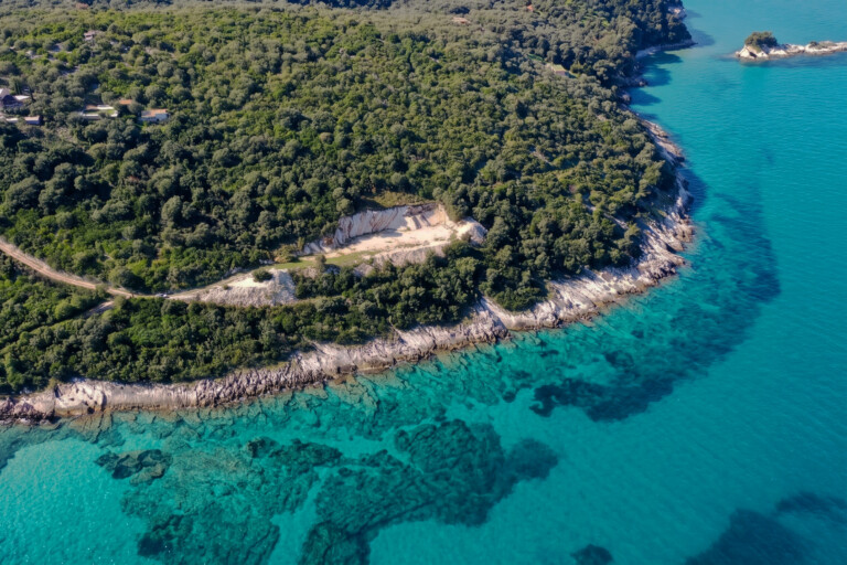 land for sale : Ikarus Corfu, Ionian islands