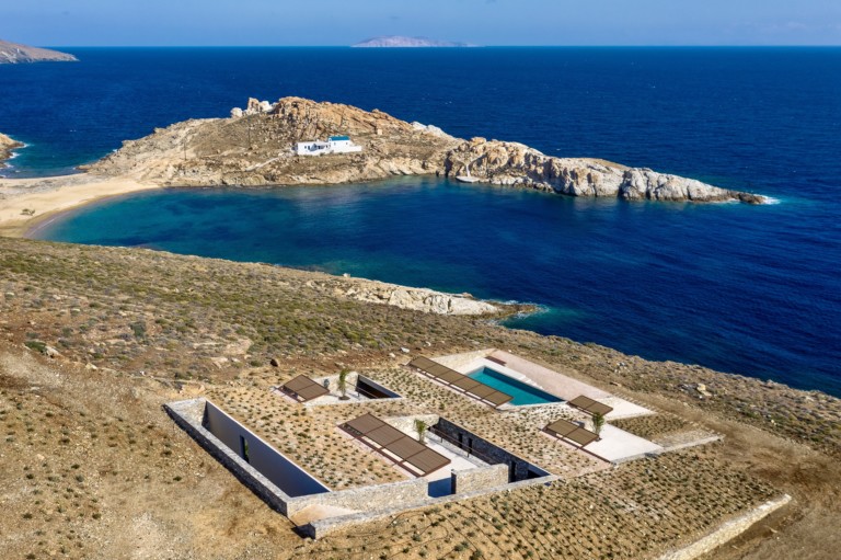 modern / mediterranean villa : Maera Southern Aegean