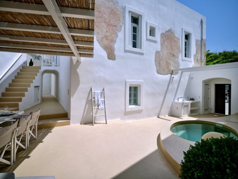authentic mansion : Poema Paros, Cyclades, Southern Aegean
