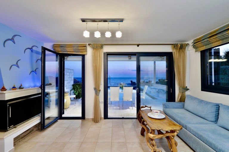 houses for sale : Marin Anavissos, Athens Riviera, Attica