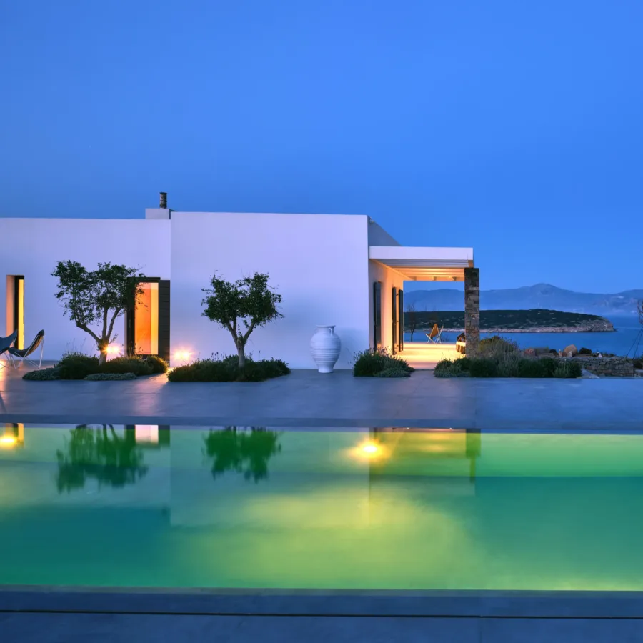 Luxury Outlook 2023
