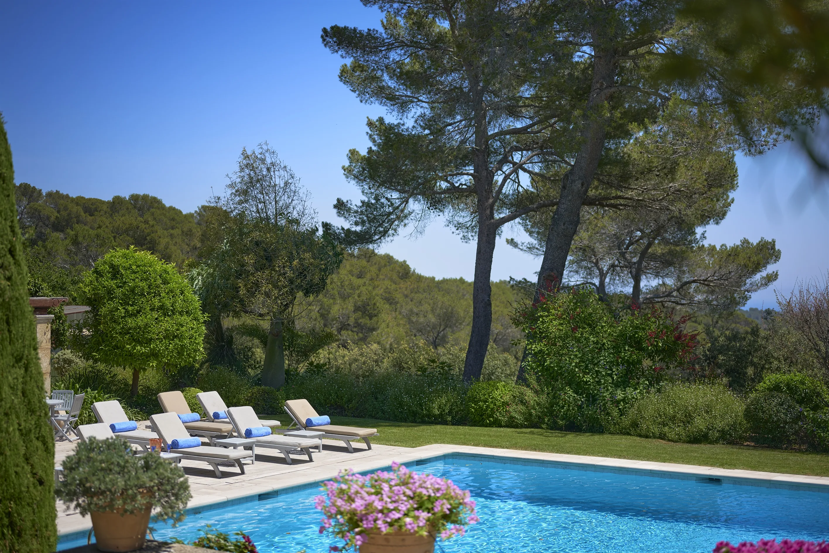 The Kennedy Family's Former Vacation Home on French Riviera is up for Sale  - Greece Sotheby's International Realty