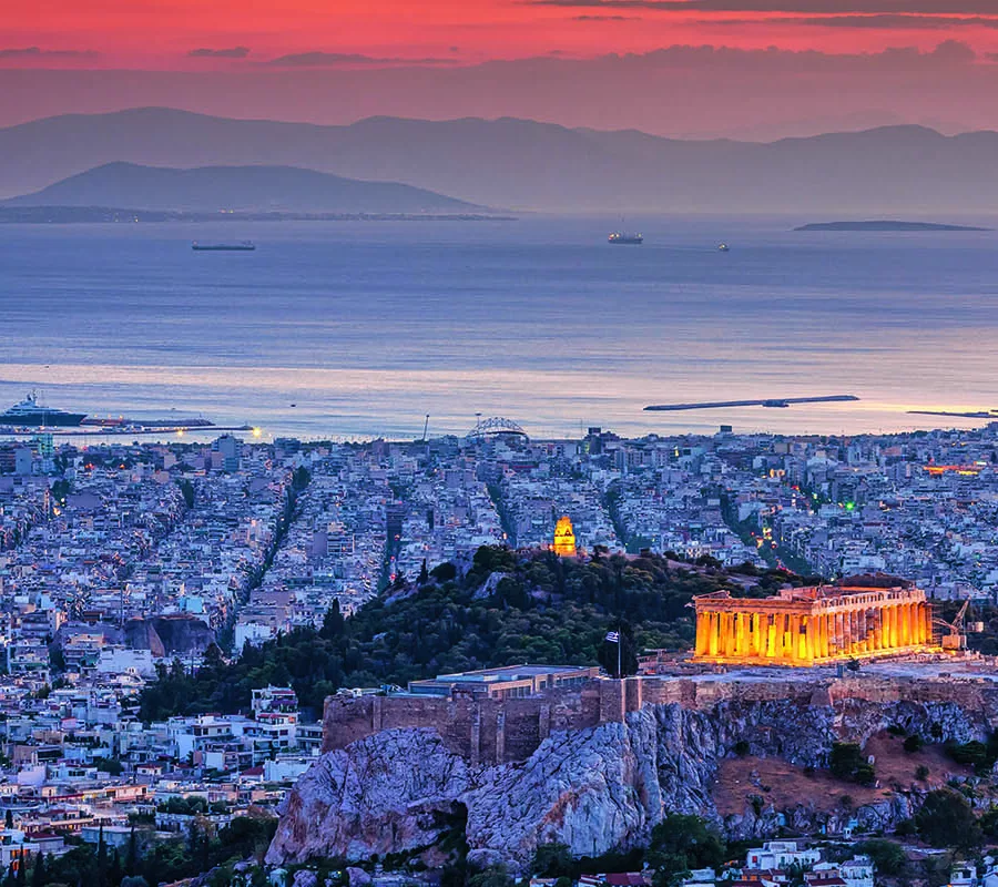 Athens Unveiled : Exploring the Unique Neighborhoods of a Timeless City