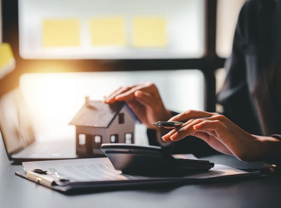 The Hidden Dangers of Overpricing your Home