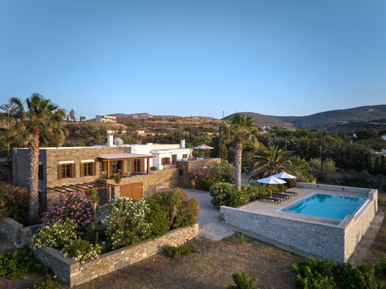 houses for sale : Palmelia Paros, Cyclades, Southern Aegean