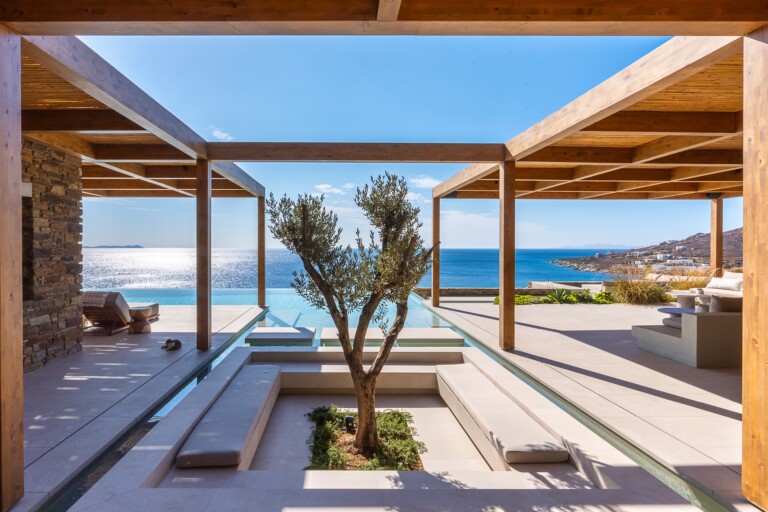 modern / mediterranean villa : Eolia Tinos, Cyclades, Southern Aegean