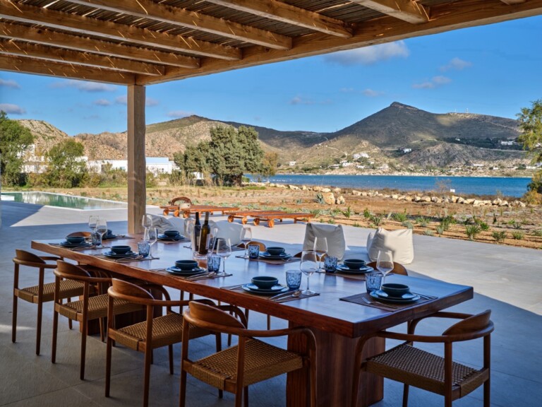 authentic modern / mediterranean villa : Thalassa Paros, Cyclades, Southern Aegean